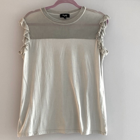 Trame light gray Womens Ruffle Sleeve T Shirt  Gorgeous ruffled sleeves. Large - Picture 4 of 10